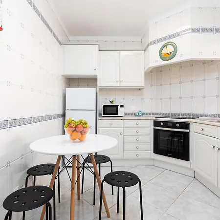 Daire Solar Do Vau 2 Bed With Pool, Short Walk To Beach!