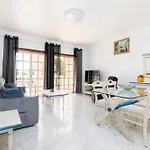 Solar Do Vau 2 Bed With Pool, Short Walk To Beach! Portimão