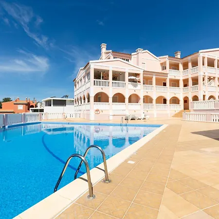 Solar Do Vau 2 Bed With Pool, Short Walk To Beach!
