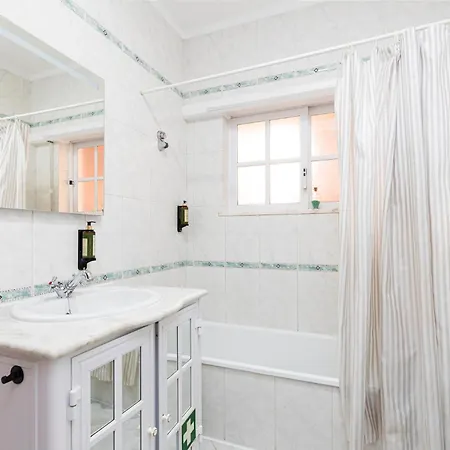 شقة Solar Do Vau 2 Bed With Pool, Short Walk To Beach! بورتيماو